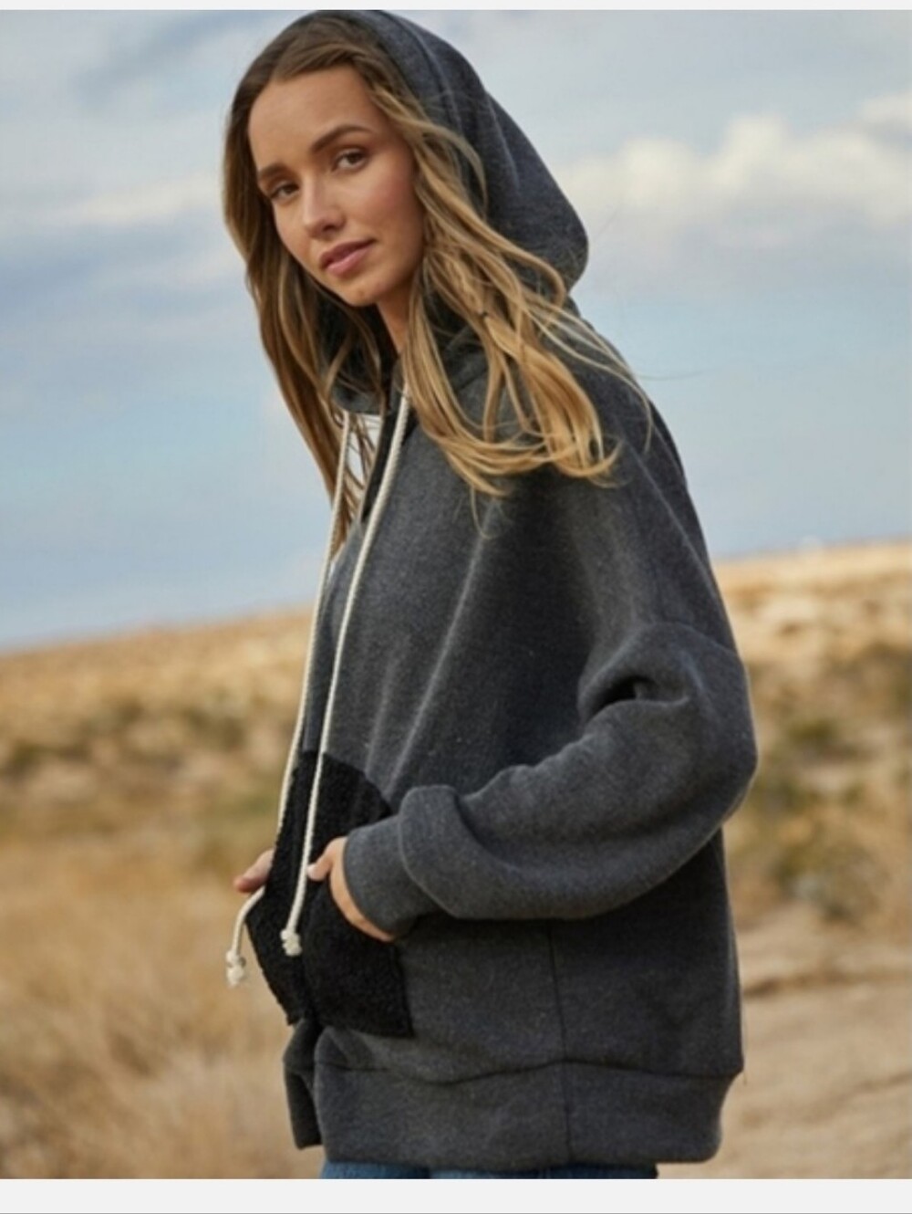 Cozy Dark Gray Hooded Pullover Sweatshirt with Pocket
